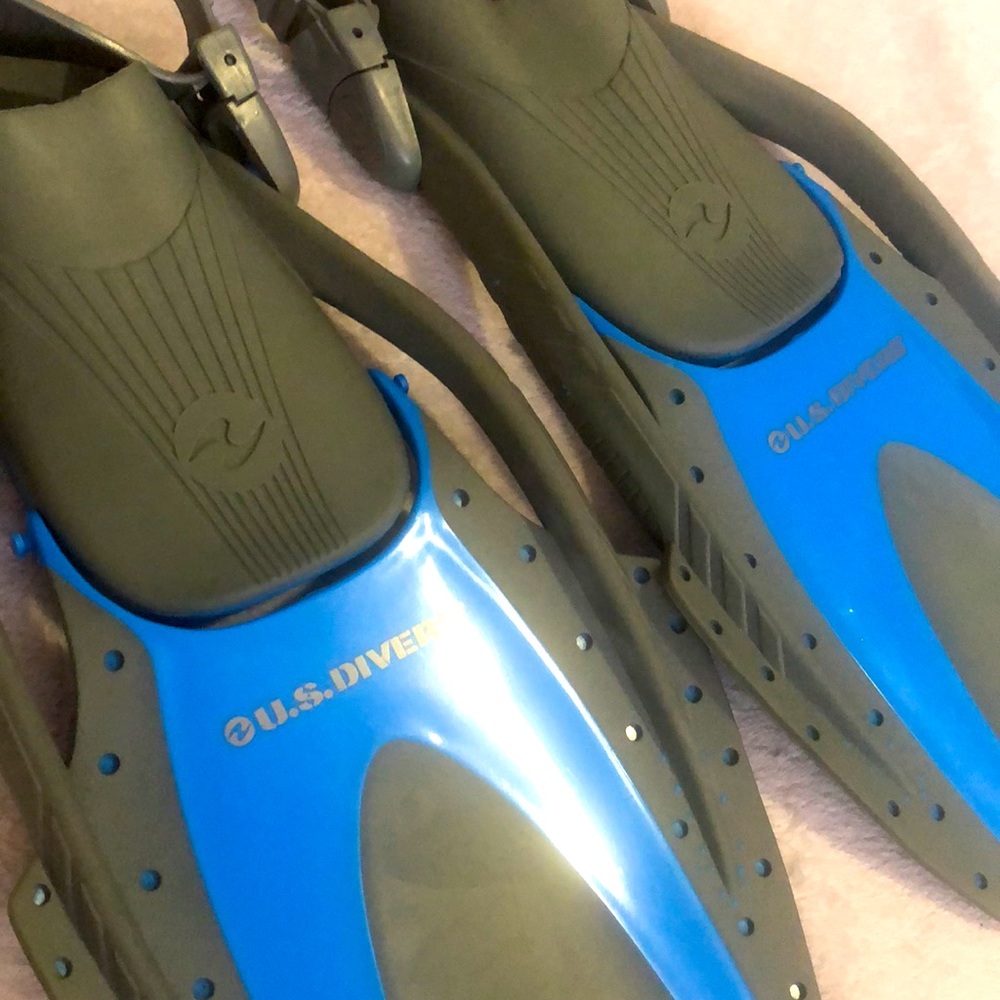 US Divers scuba & snorkeling fins with bag